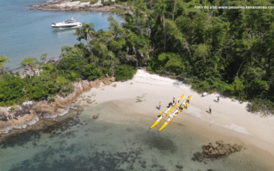 Passeio de Canoa Havaiana até a Ilha do Francês em Florianópolis